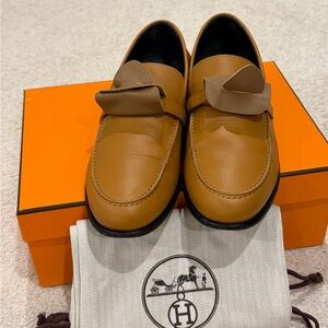 Hermes Women’s Destin Loafer